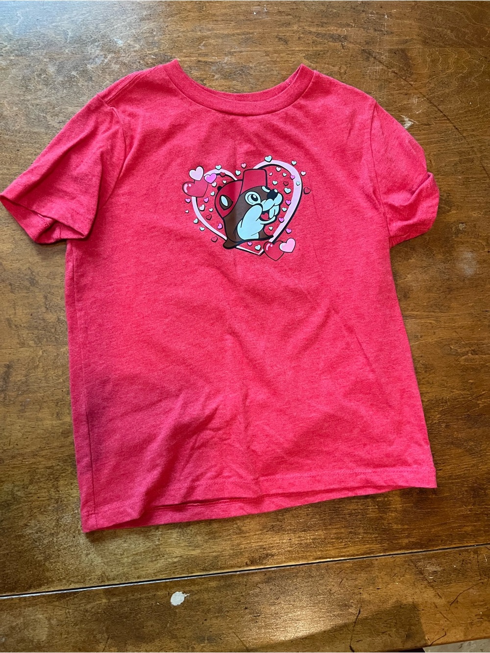 Buc-ee’s Kids Youth Small Valentine’s Day 2026 Red Graphic T-Shirt Texas